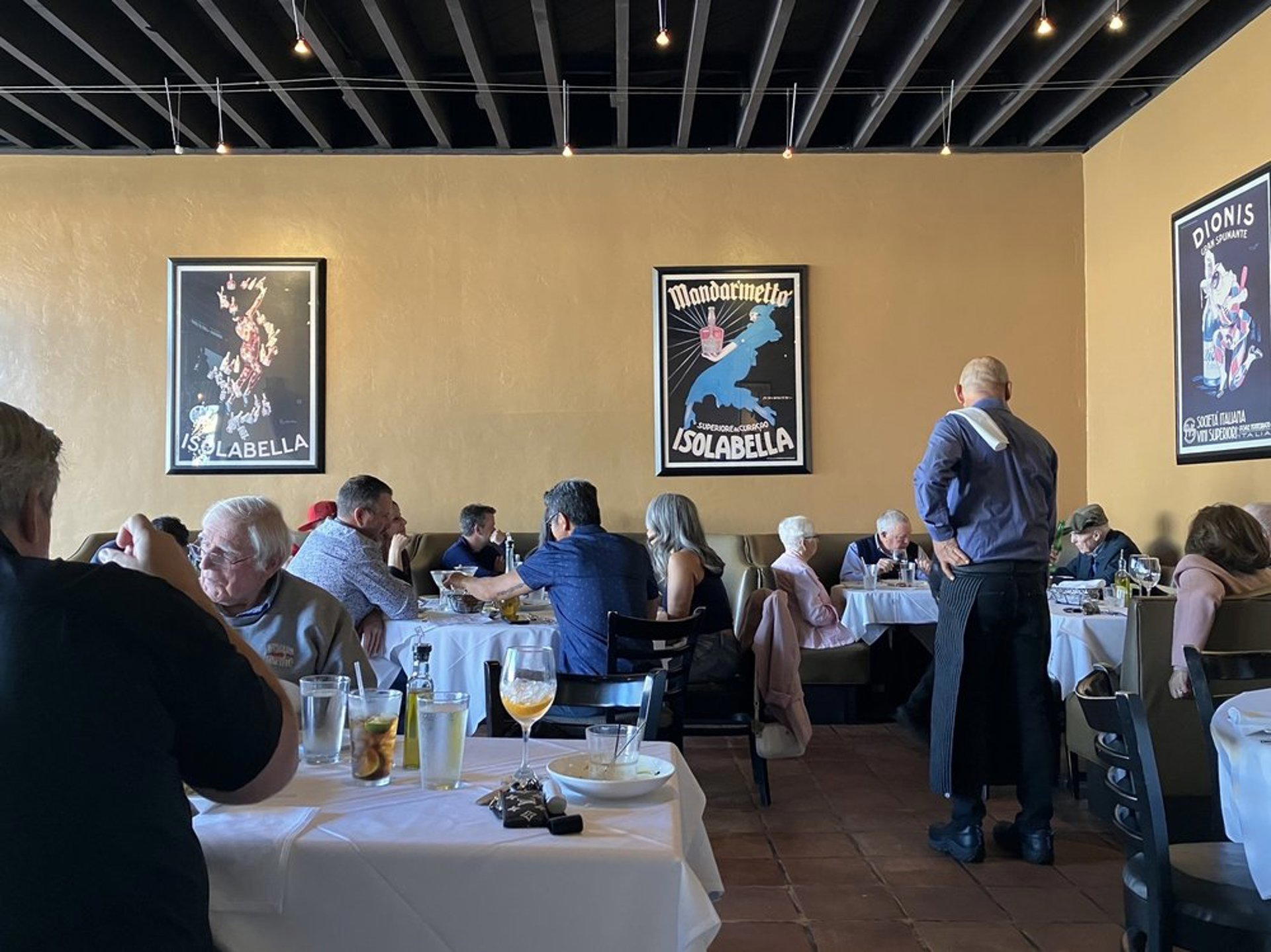 La Lanterna restaurant in San Mateo, United States