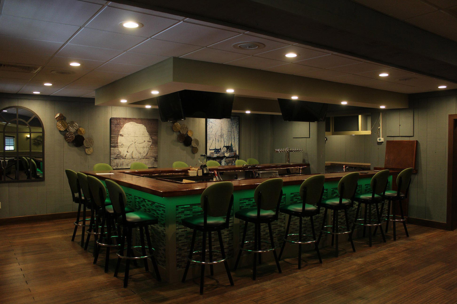 Palmer River Grille restaurant in Warren, United States