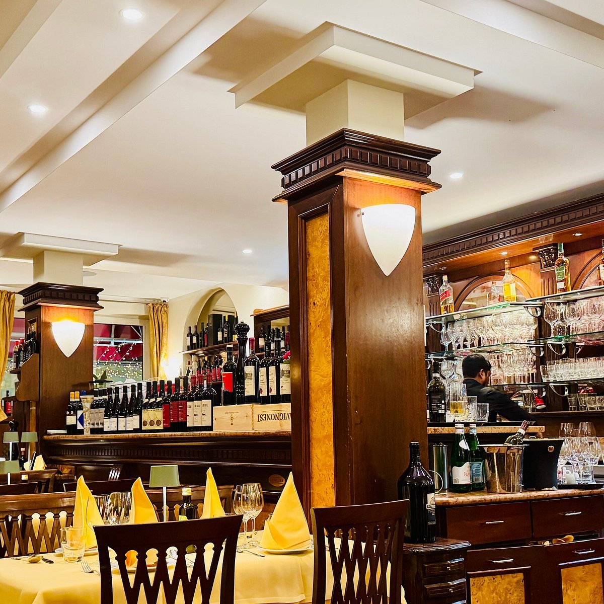 Ristorante Fontana di Trevi restaurant in Frankfurt, Germany