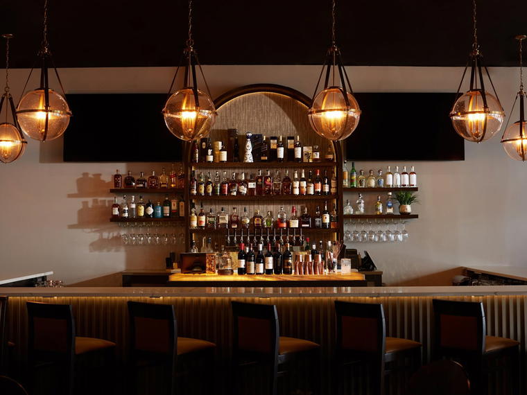 Heck's Café, Cleveland, United States
