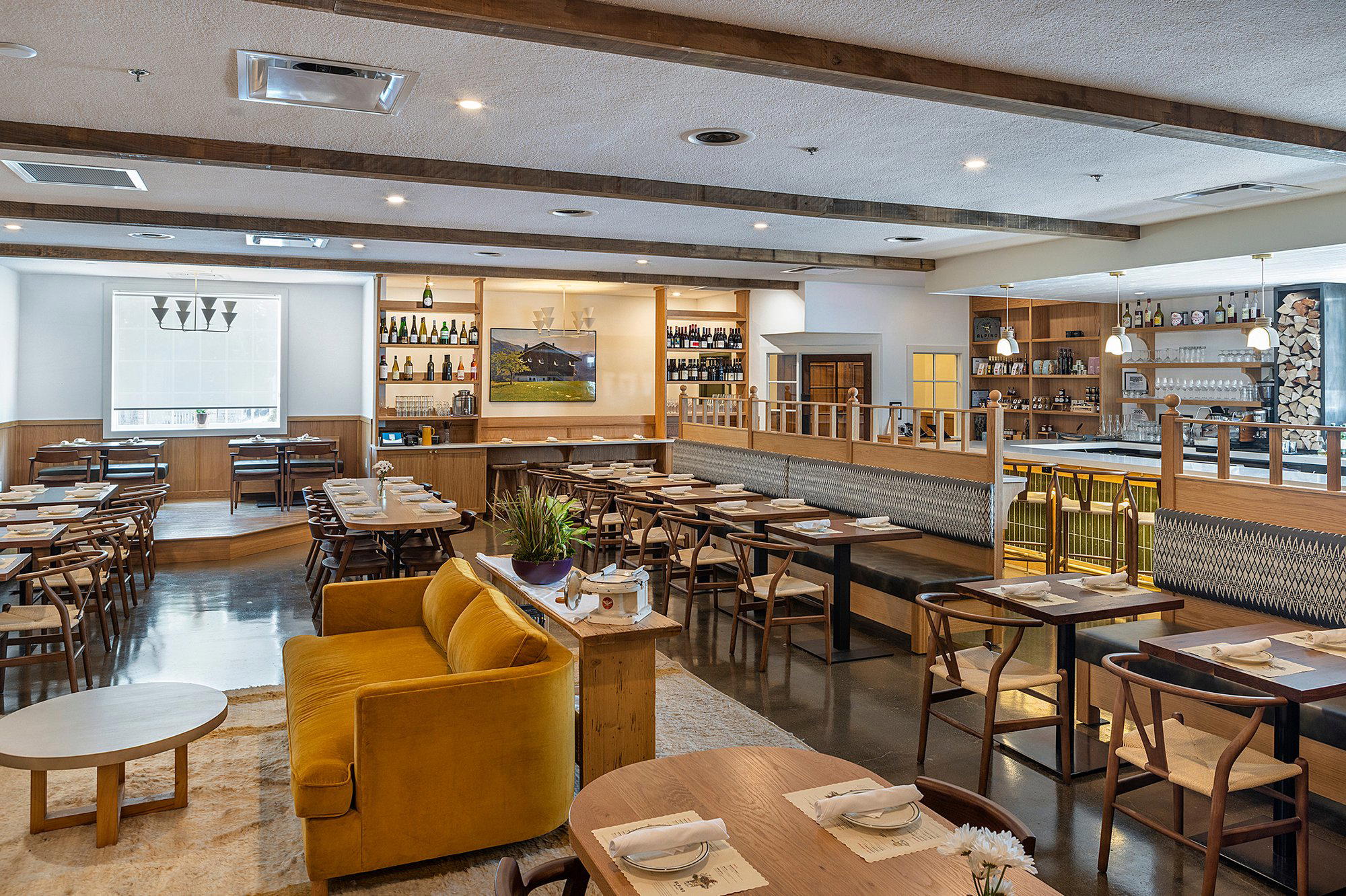 Alpino restaurant in Detroit