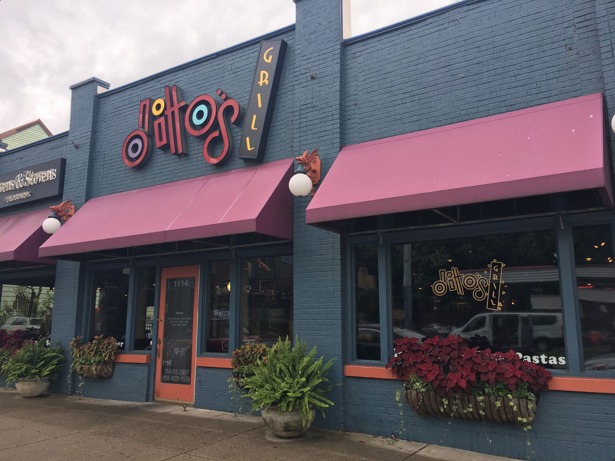 Ditto's Grill, Restaurant in Louisville