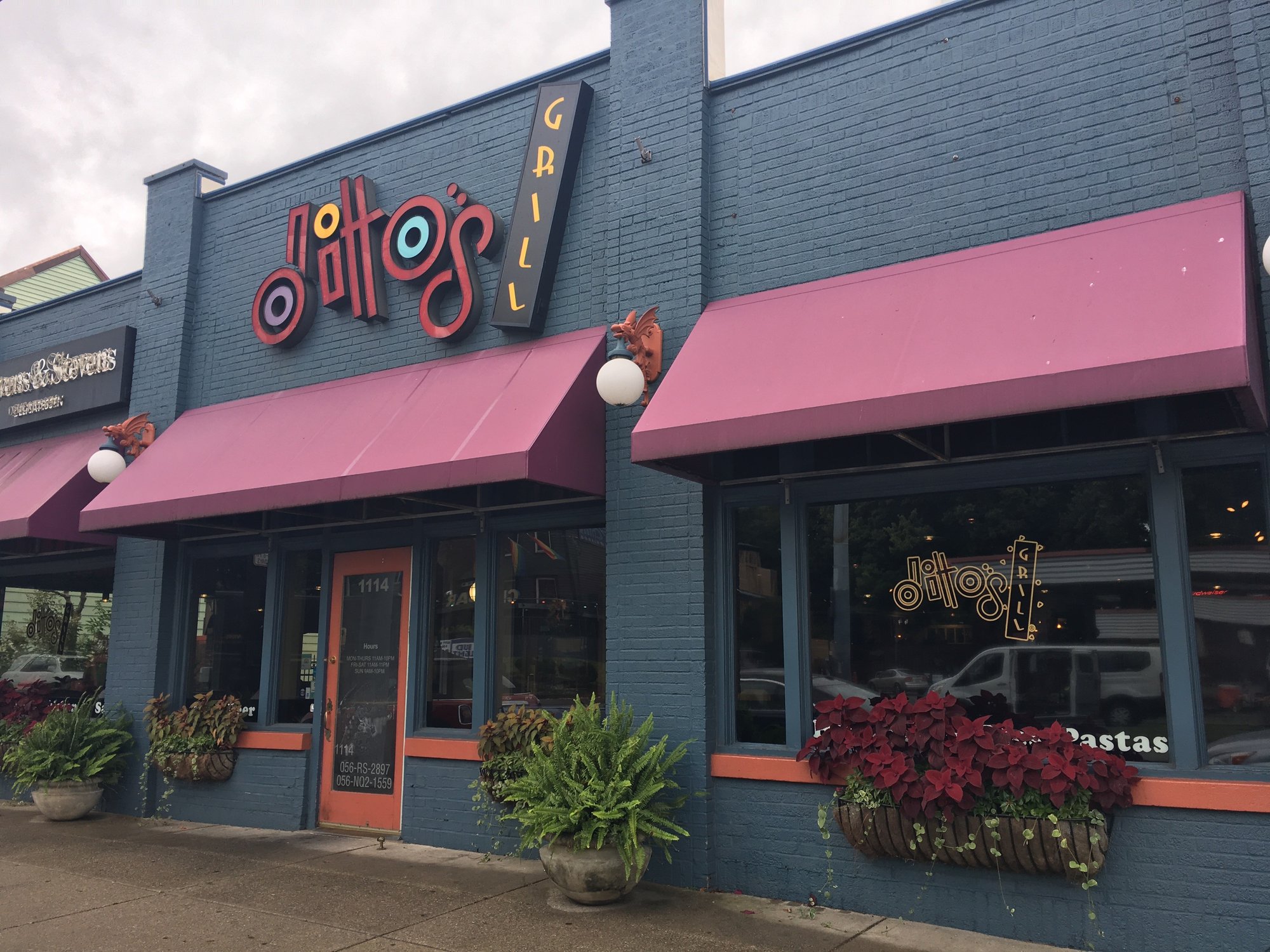 Ditto's Grill restaurant in Louisville