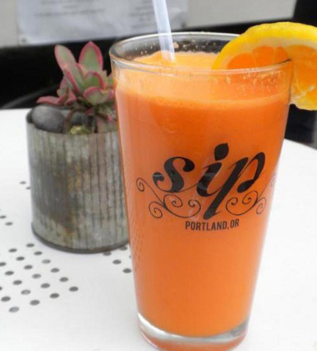 Sip Juice Bar restaurant in Portland, United States