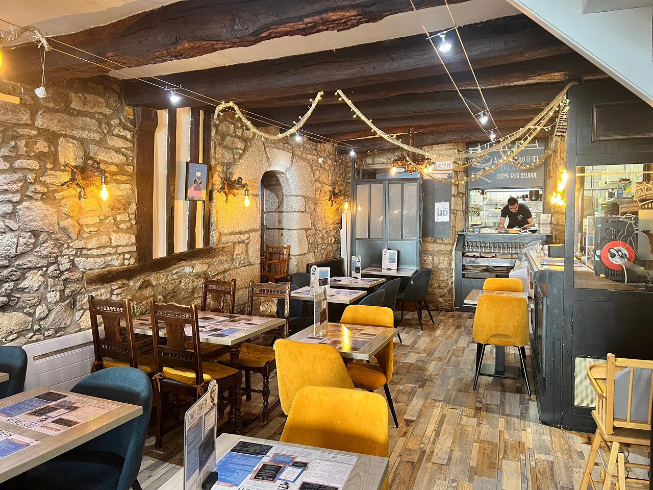 Crêperie Dan Ewen restaurant in Vannes, France