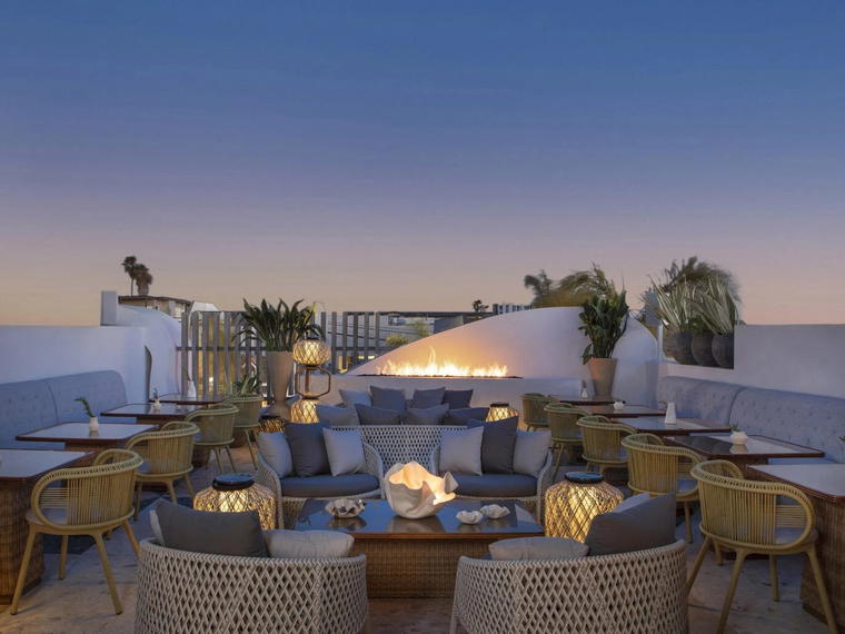 Esperanza, Manhattan Beach, United States