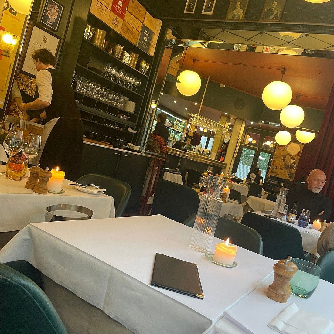 Carlton, Restaurant in Aarhus