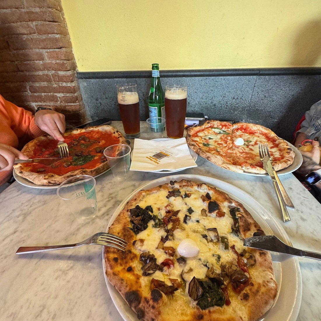 Pizzeria I Decumani restaurant in Naples, Italy