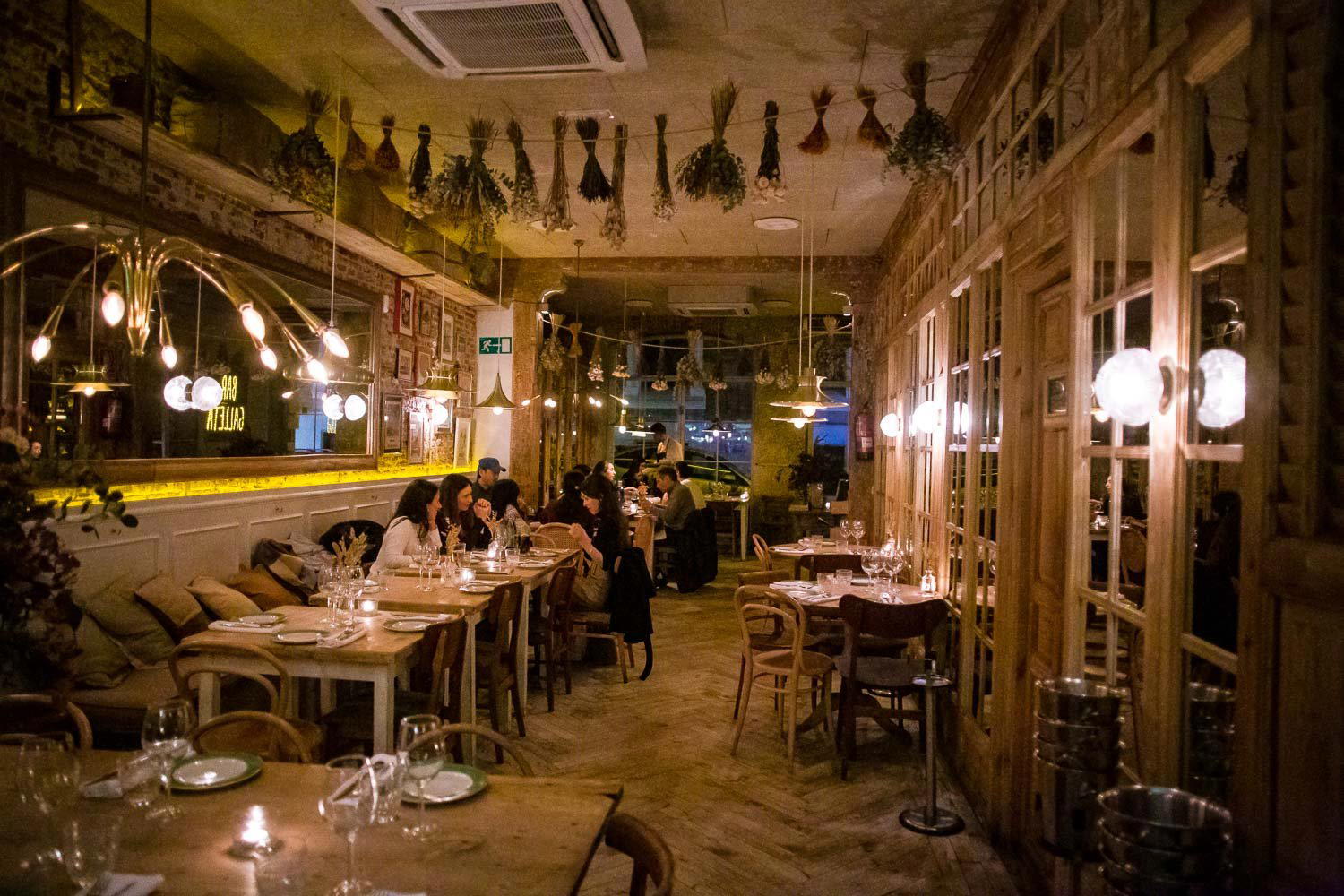 El Perro y La Galleta restaurant in Madrid, Spain