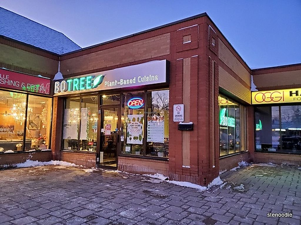 Bo Tree Plant-Based Cuisine restaurant in Unionville, Canada