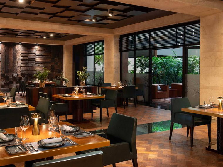 Hunters Room & Grill, Doha, Qatar