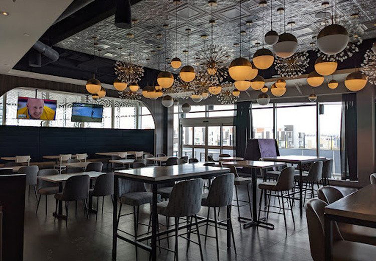 Cineplex VIP Cinemas University District, Restaurant in Calgary