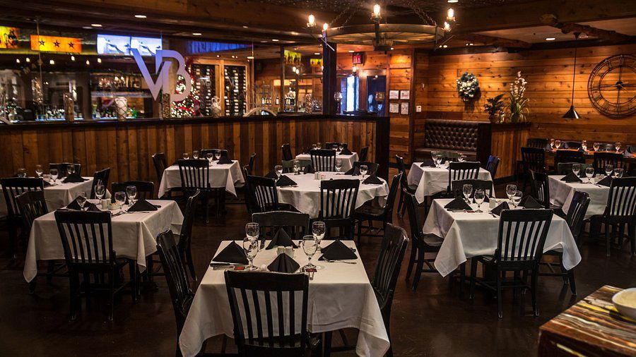 VB Steakhouse, Restaurant in Arlington