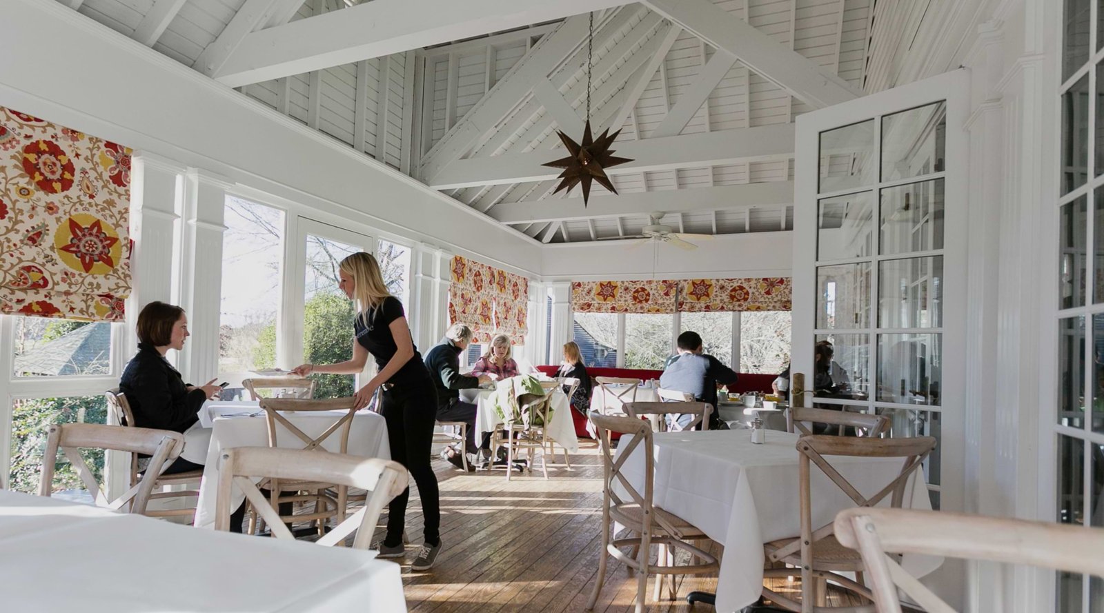 The Farmhouse Restaurant & Bar