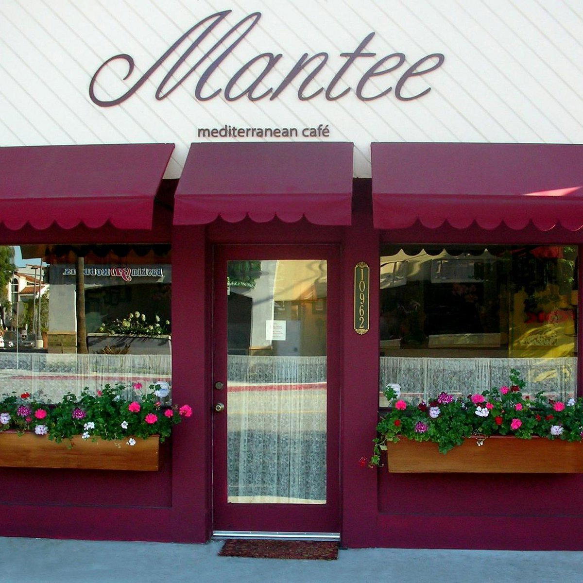 Mantee Cafe restaurant in Studio City, United States