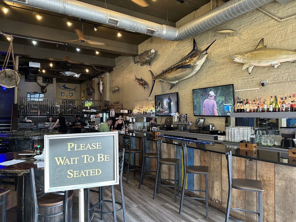 Luke Wholey's Wild Alaskan Grille, Restaurant in Pittsburgh