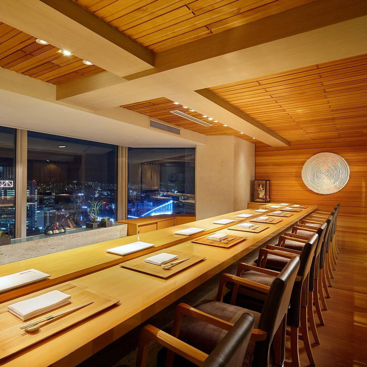 Momoyama restaurant in Seoul, South Korea
