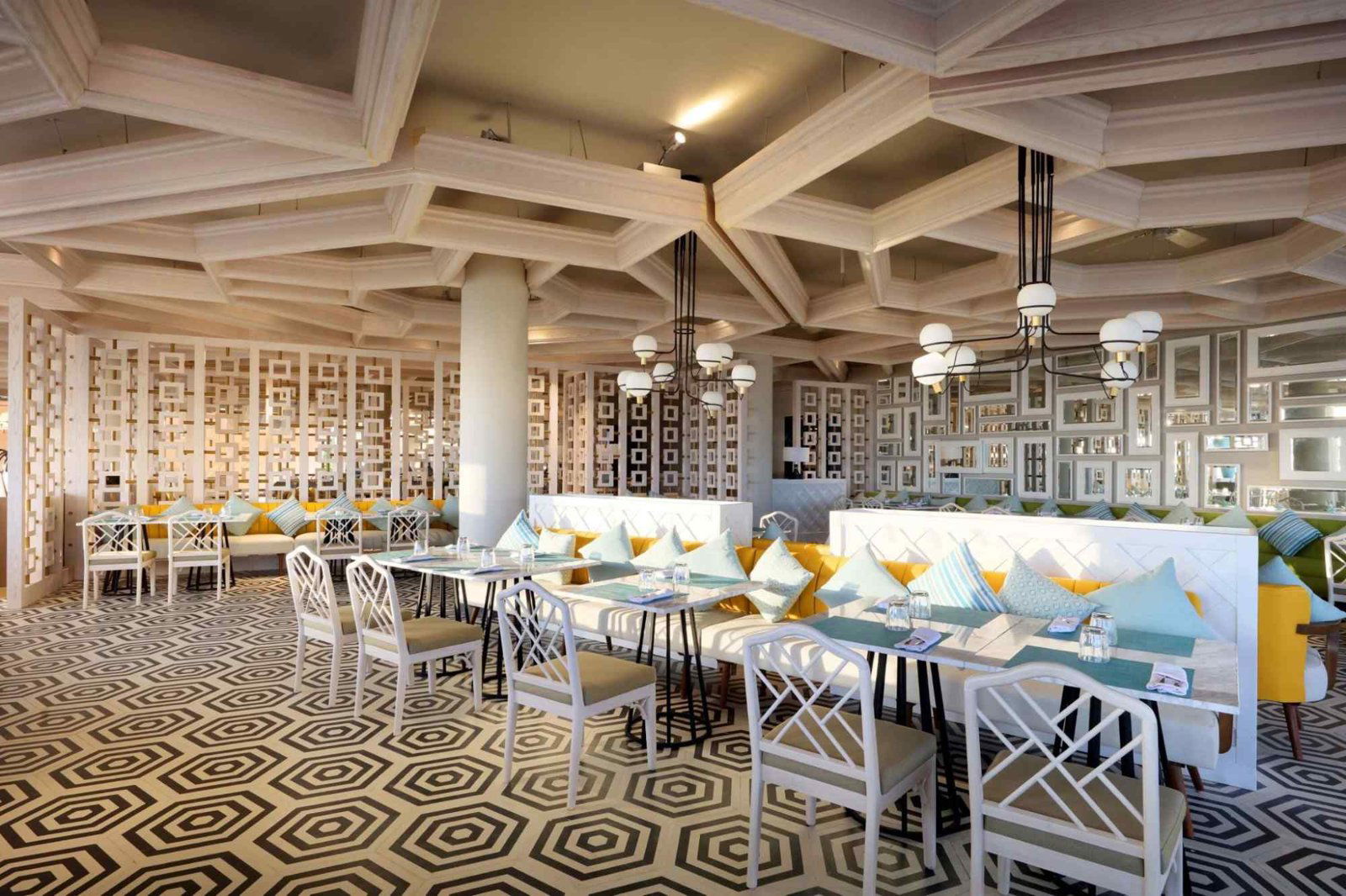 Food Corner Trs, Restaurant in Cancún