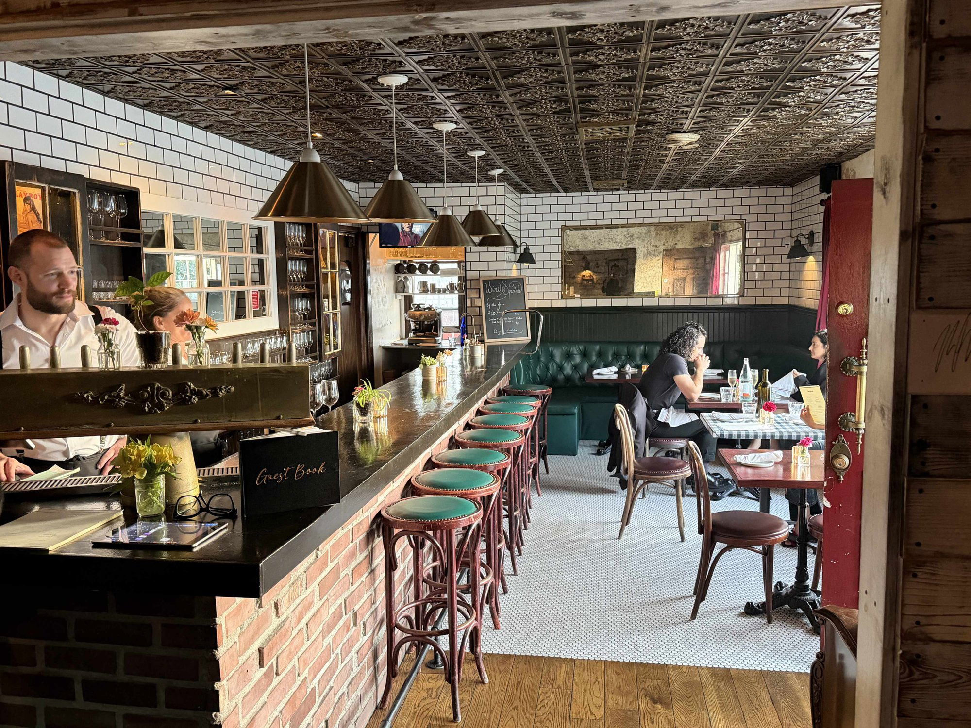 Josephine, Restaurant in Los Angeles