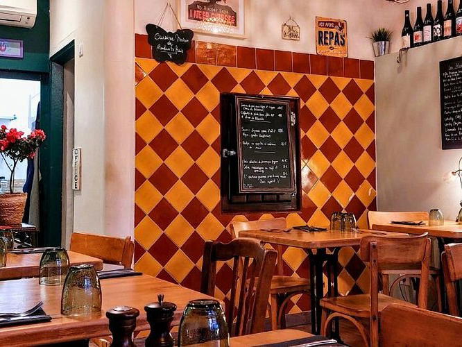 La cuisine des halles, Salernes, France