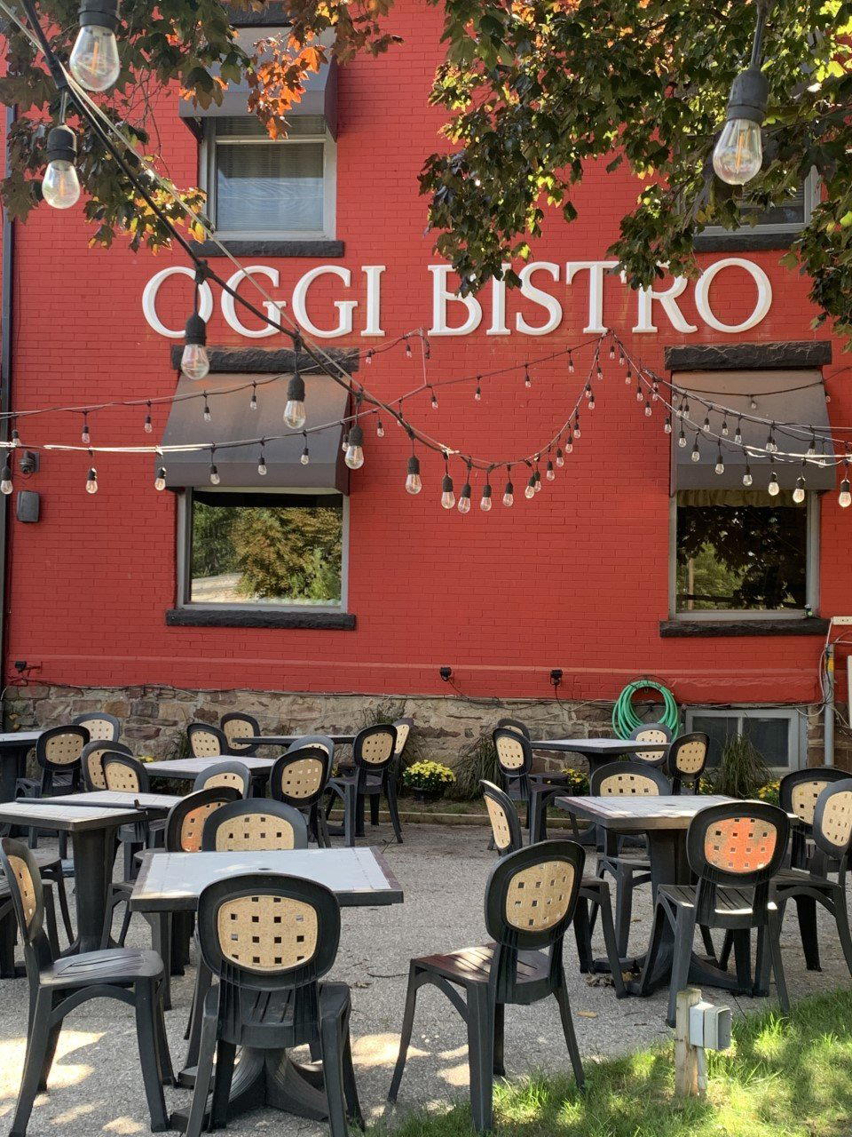 Oggi Bistro restaurant in Grimsby, Canada