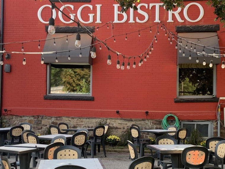 Oggi Bistro, Grimsby, Canada