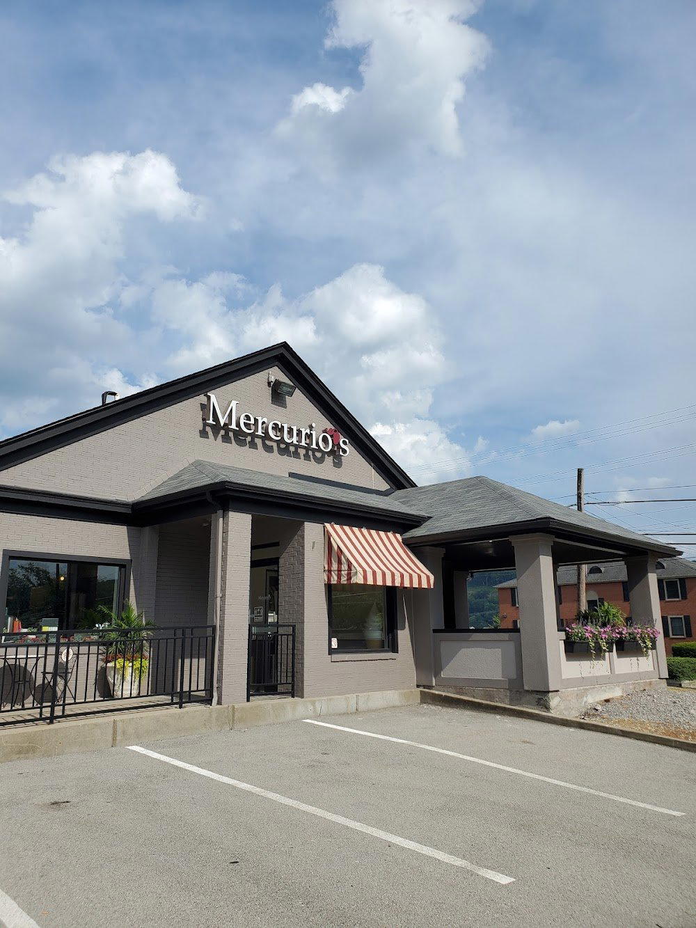 Mercurio's O'Hara restaurant in Pittsburgh, United States
