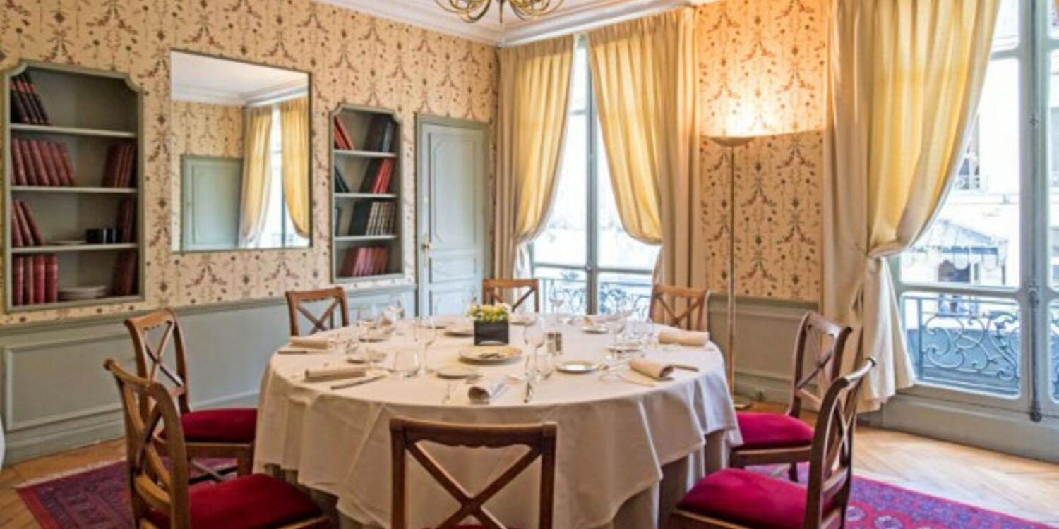 Le Poulpry restaurant in Paris, France