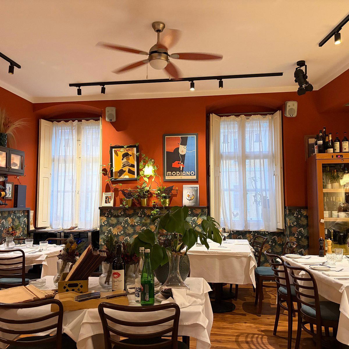 Le Klok Bistro restaurant in Petrovaradin