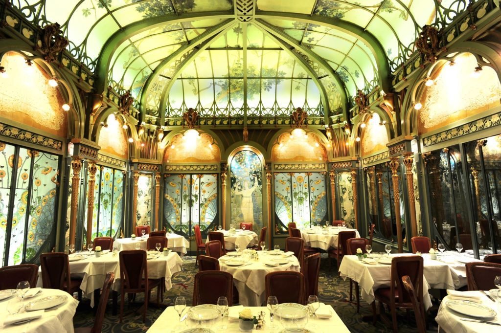Arty, Restaurant in Paris