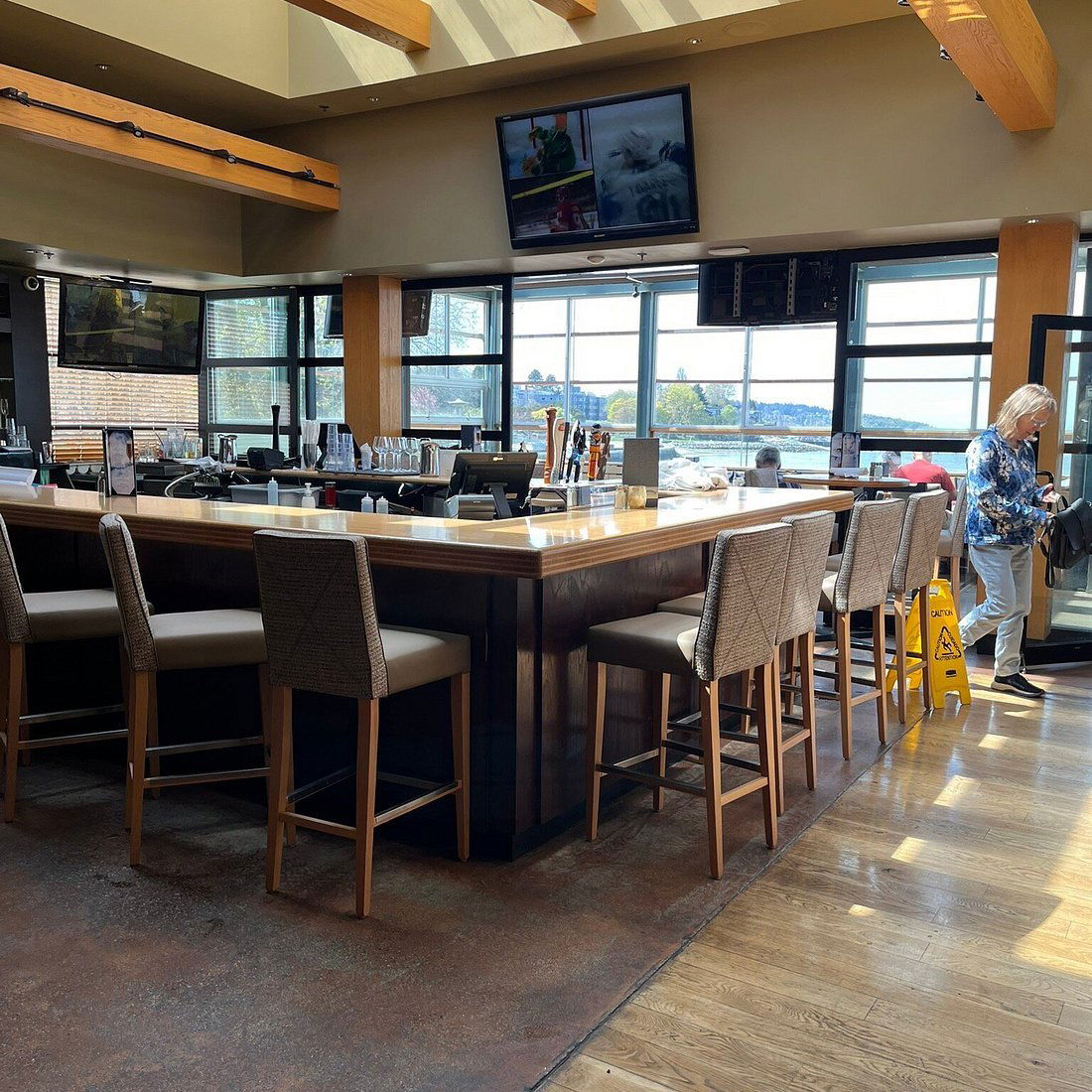1305 Arbutus St, Restaurant in Vancouver