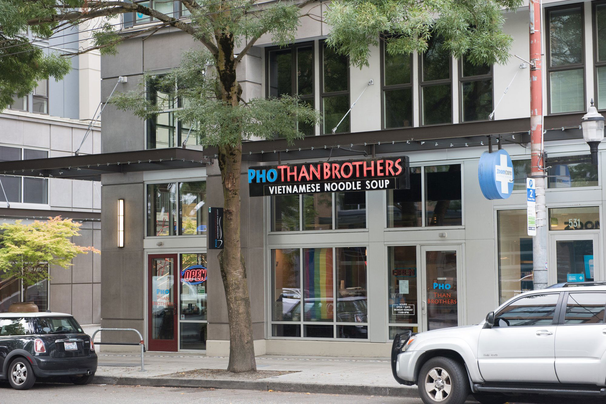 Pho Than Brothers, Restaurant in Seattle