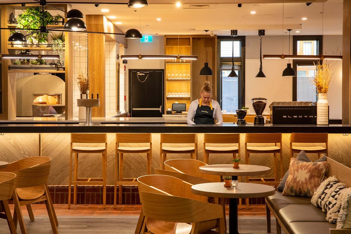 Farm & Fire, Restaurant in Banff