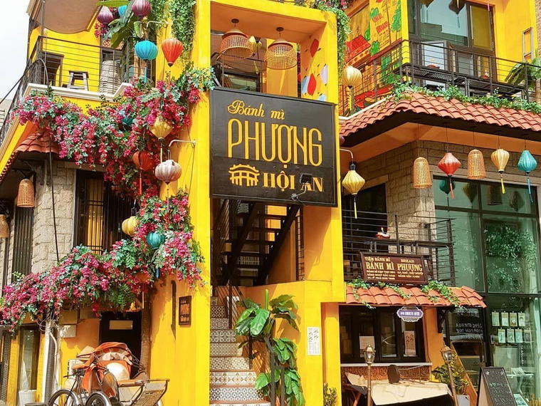 Bánh Mì Phượng, Hoi An, Vietnam