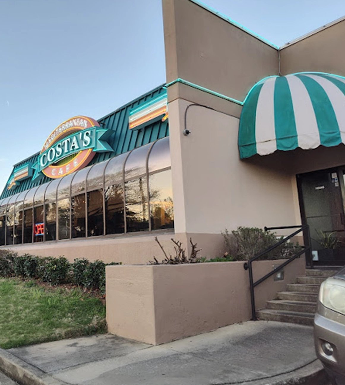 Costa's Mediterranean Cafe restaurant in Hoover, United States