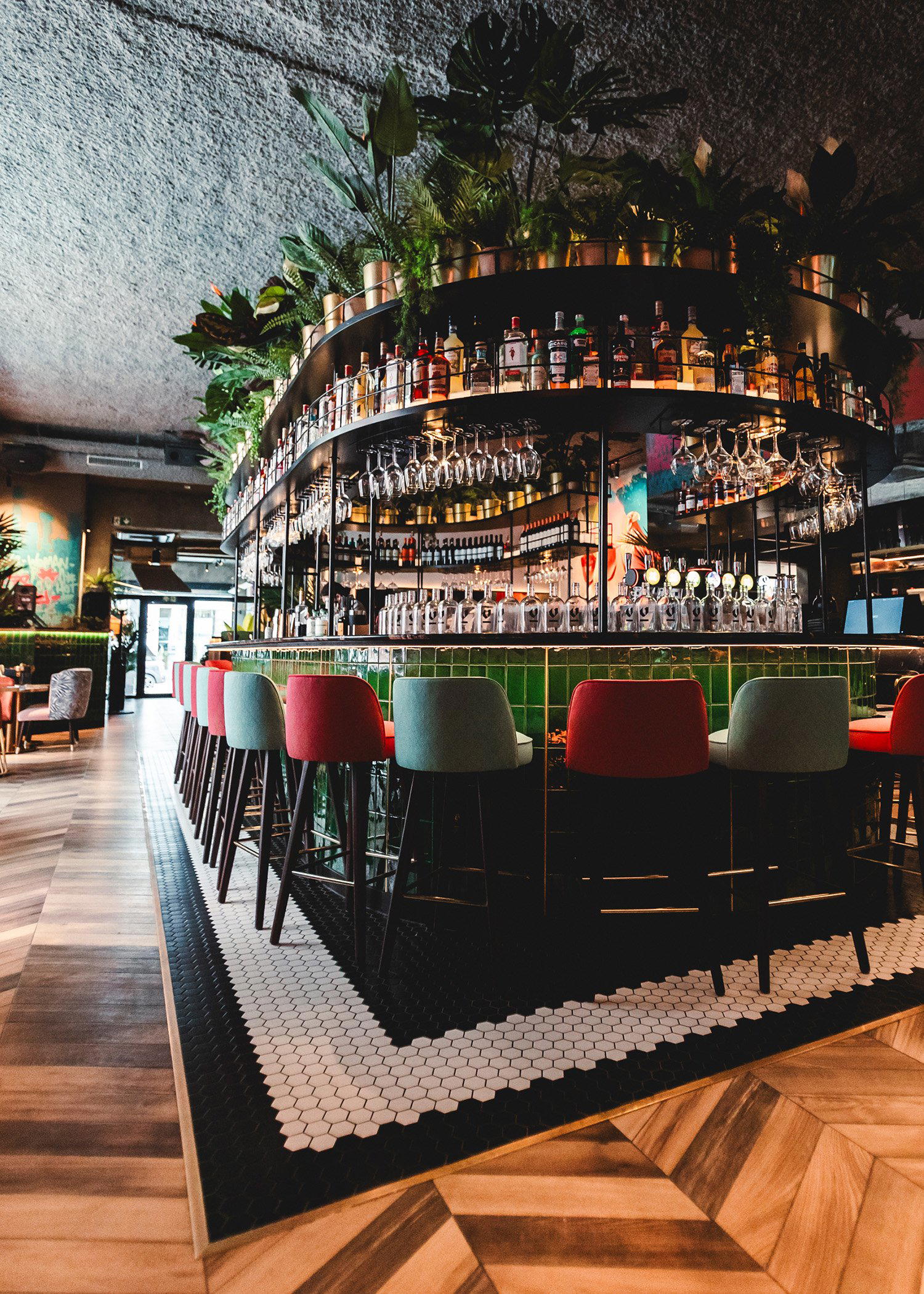 V Modern Italian restaurant in Antwerp, Belgium