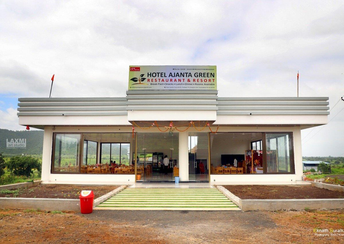 Hotel Aganta Green restaurant in Aurangabad, India