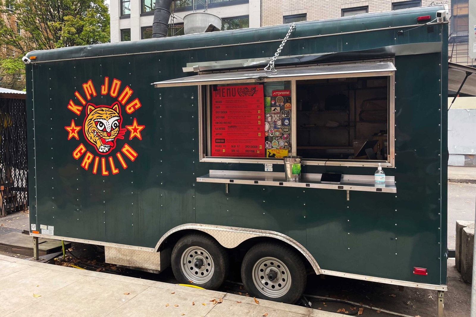Kim Jong Grillin, Portland, United States
