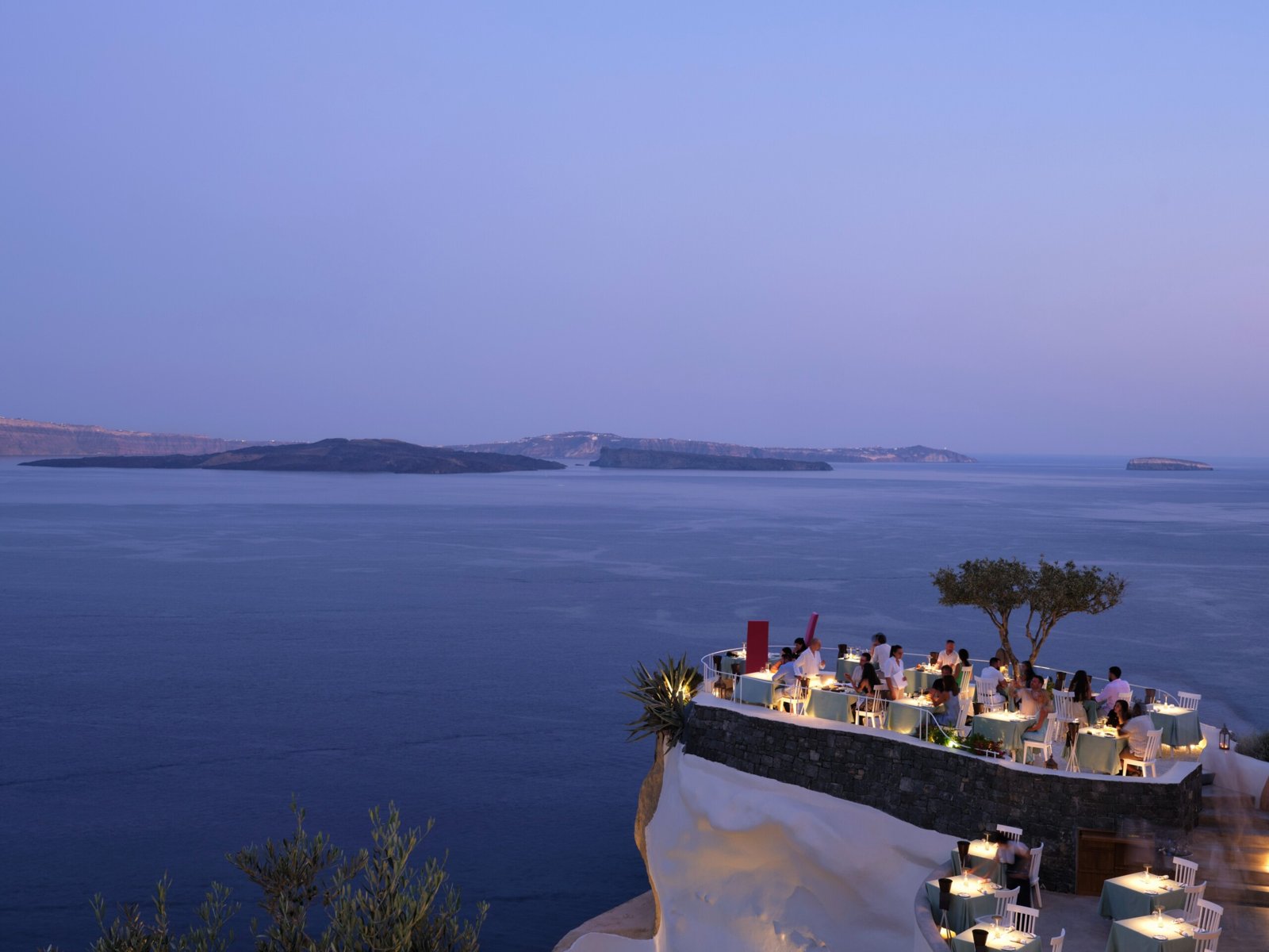 Lycabettus Restaurant, Restaurant in Oia