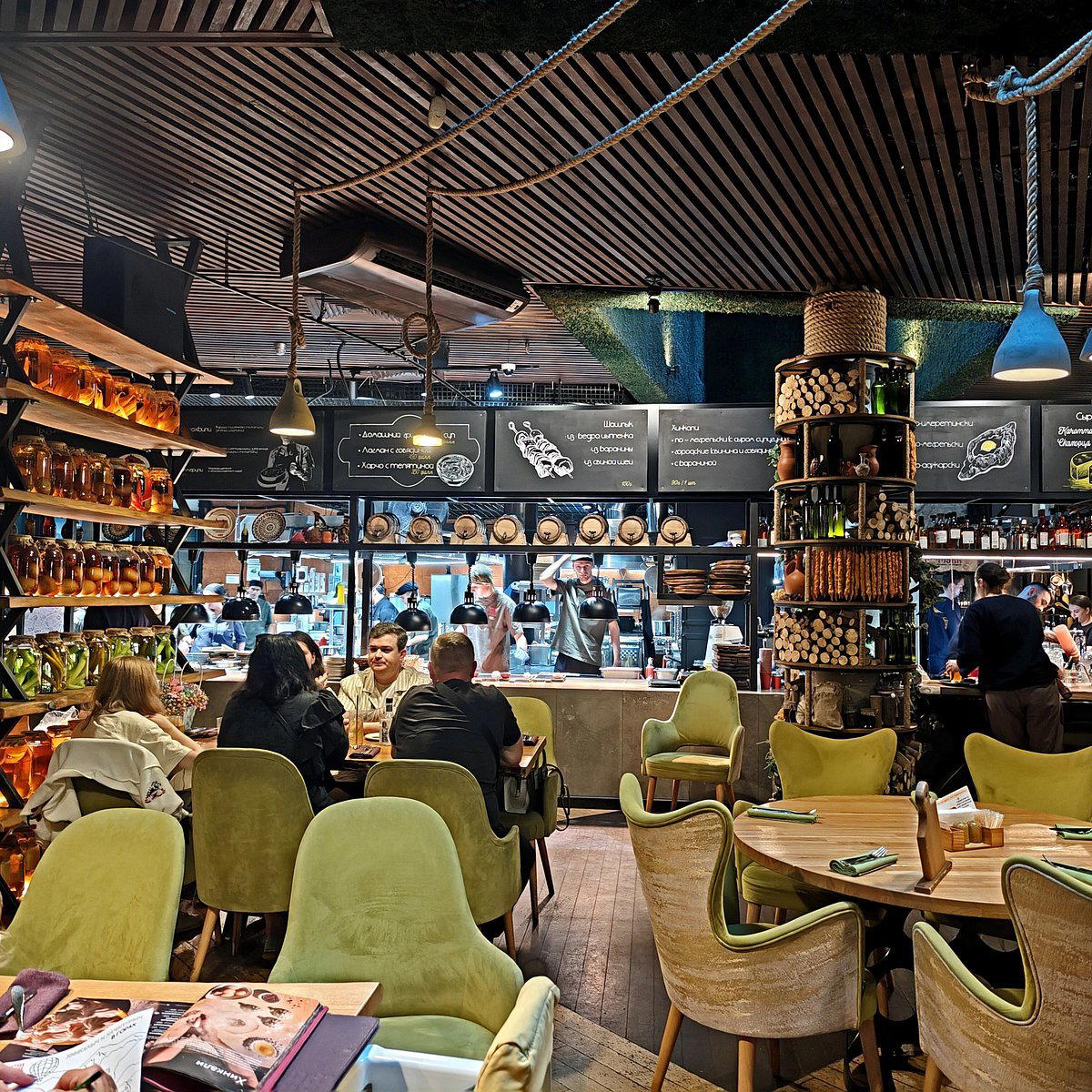 Mamuka restaurant in Yaroslavl, Russia