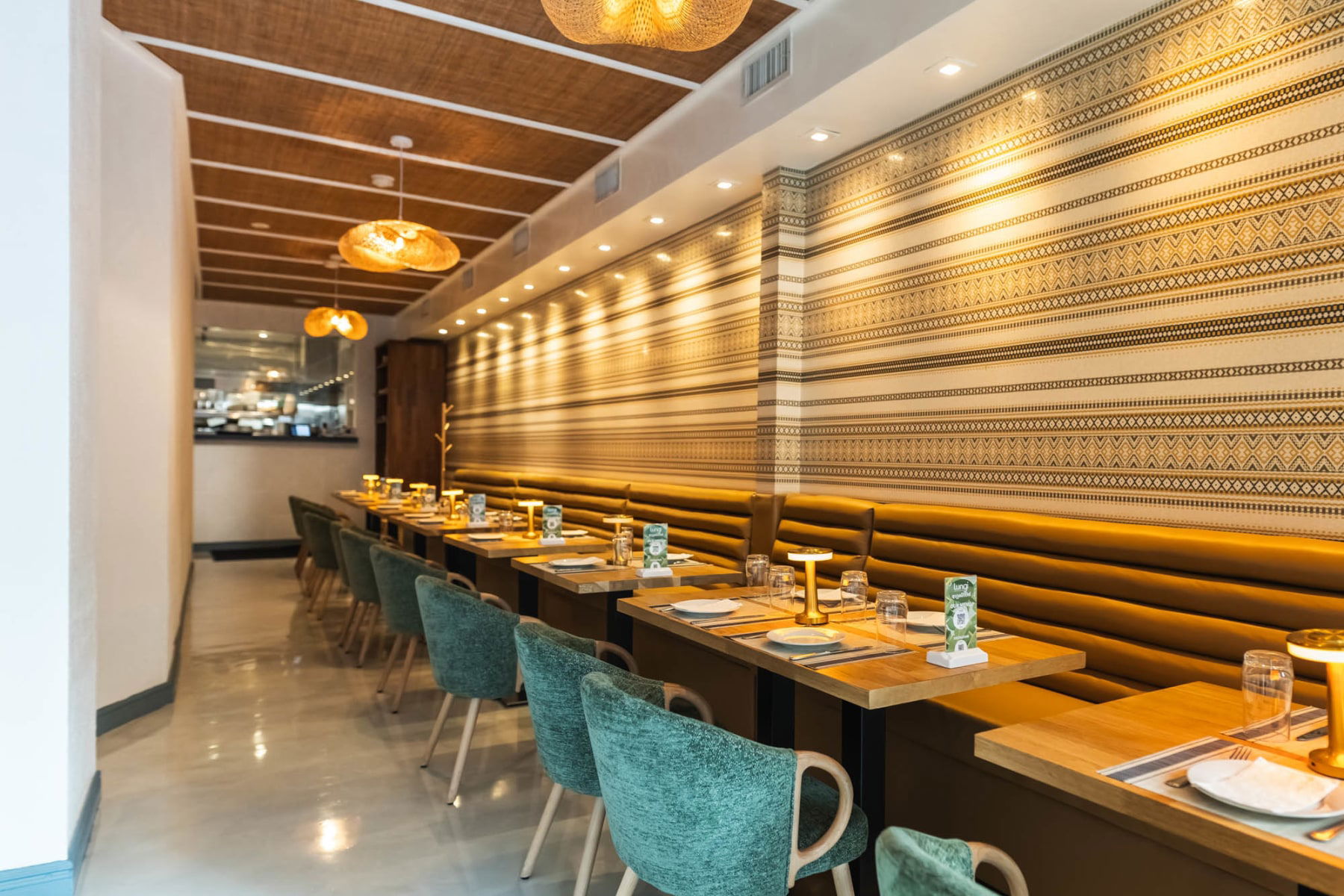 Lungi, Restaurant in New York City