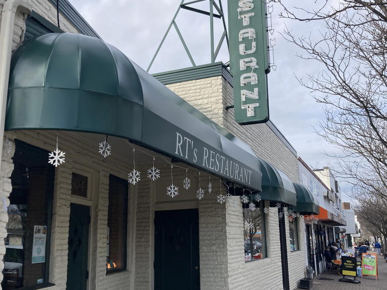 RT's Restaurant, Alexandria, United States