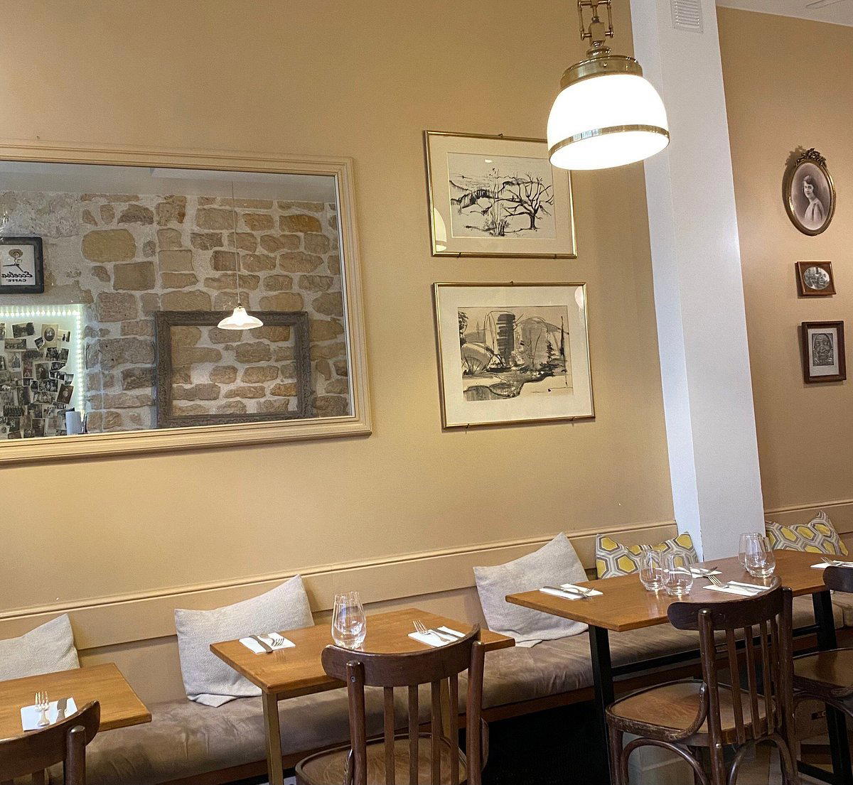 Il Bacaro restaurant in Paris, France