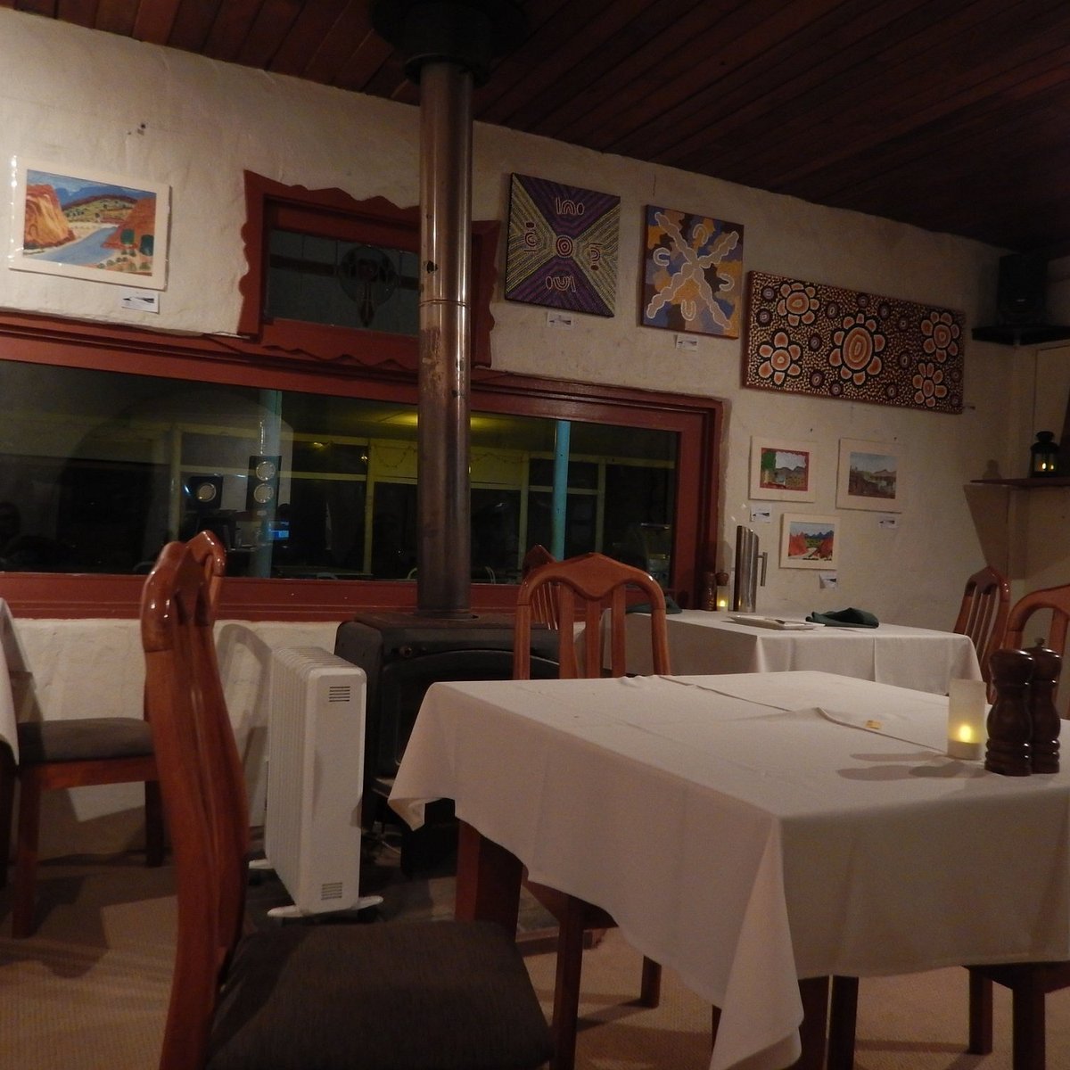 Independent Glen Helen, Restaurant in Namatjira