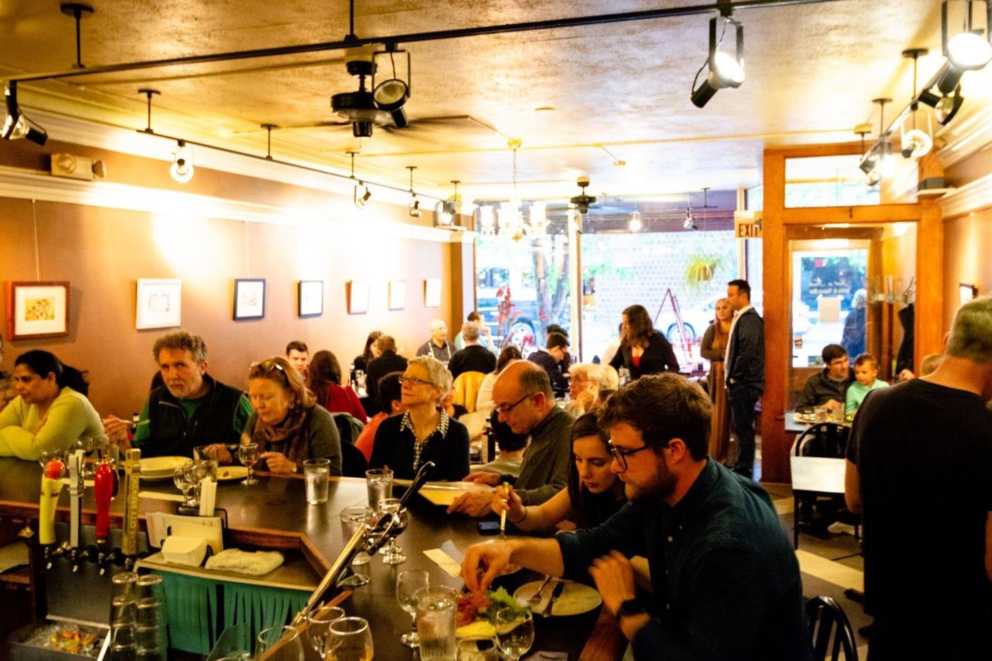 Just A Taste, Restaurant in Ithaca