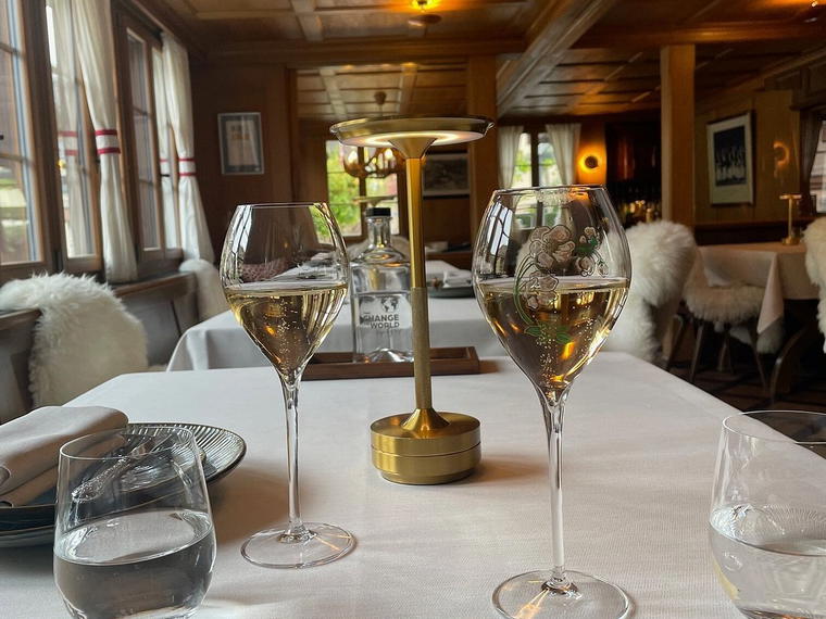 Gasthaus zum Kreuz - Bijou, Dallenwil, Switzerland