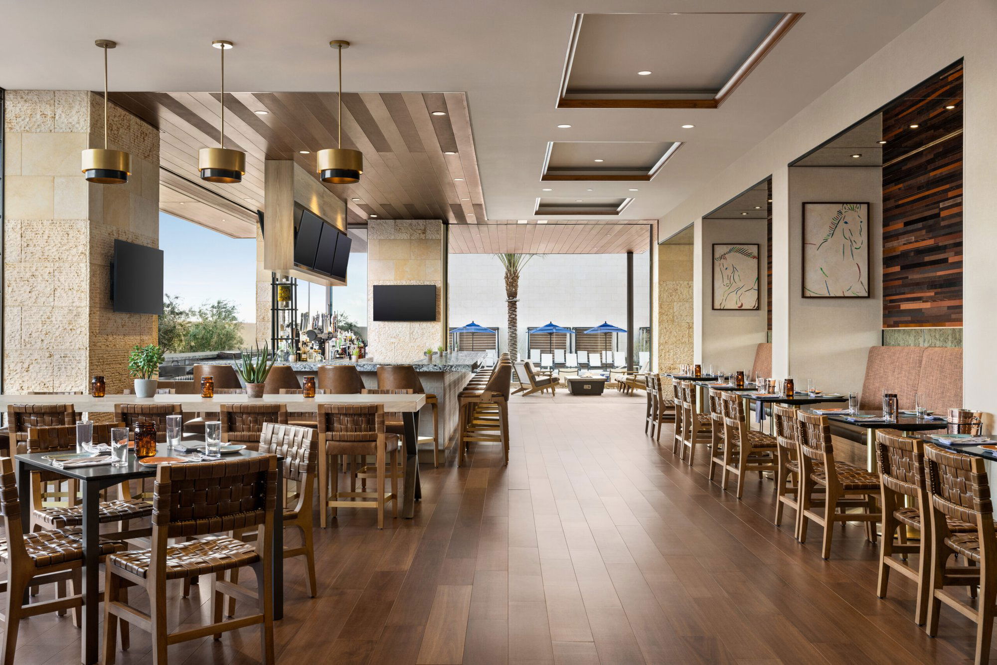 Desert Pony Tavern, Restaurant in Scottsdale