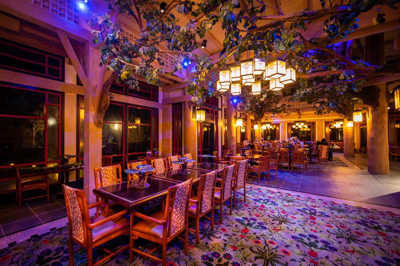 Story Book Dining at Artist Point with Snow White restaurant in Bay Lake, United States