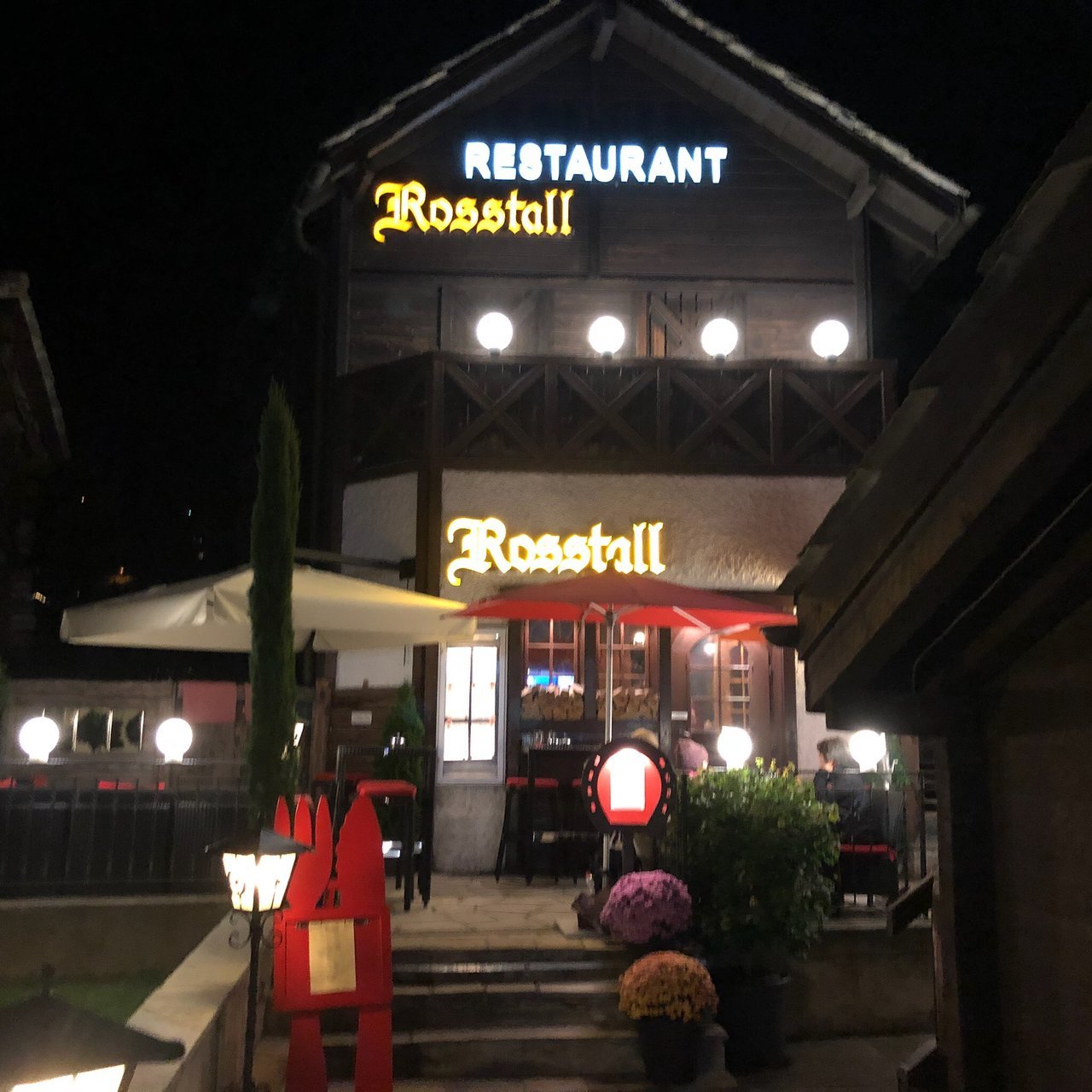 Rosstall, Restaurant in Zermatt