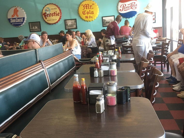 Avalon Diner, Houston, United States